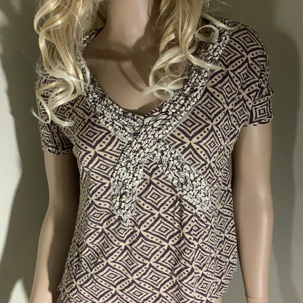 Women Boutique brand top